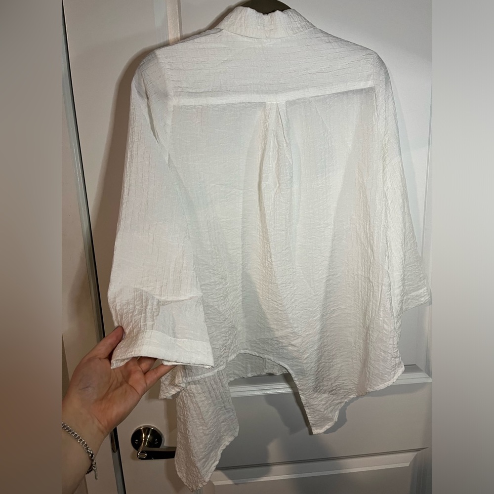 Pink Ripple White Flowy Real Shell Button Down Collared Blouse Size Small - Picture 3 of 14